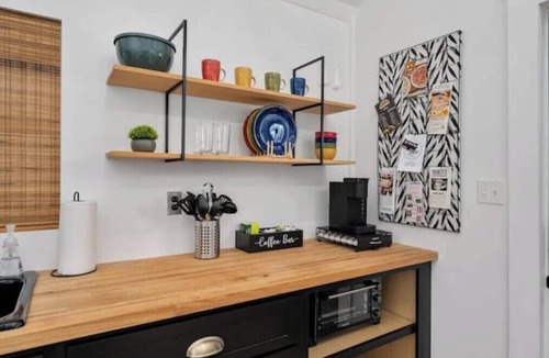 Murfreesboro Apartment | Hummingbird Hideaway- private self-check -Wi-Fi