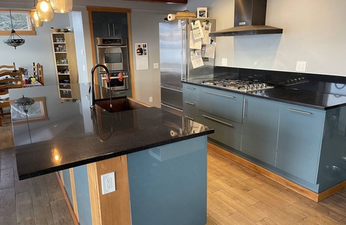 Juneau House | Humpback Hideaway: Private sauna and hot tub with ocean and beach access!
