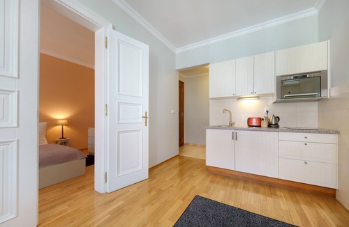 Smichov Apartment | Hunger Wall Residence