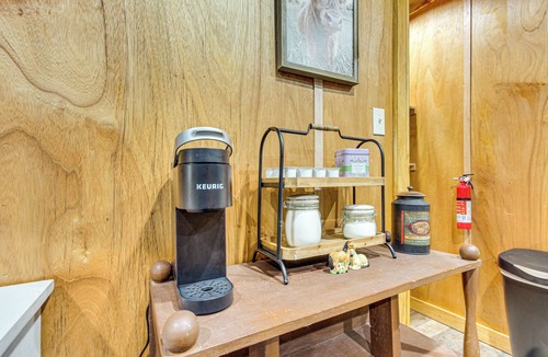 Folsom Apartment | Hunt, Fish & Explore: Tranquil Hideaway in Folsom!