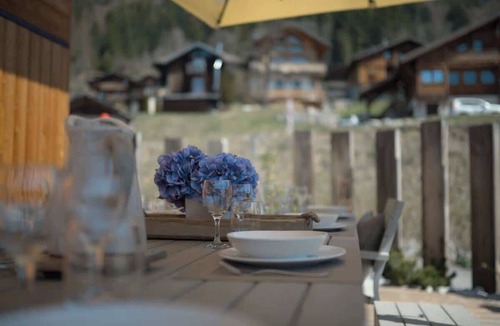 Montriond Ski Chalet | Hunter Chalets - Chalet Blanc