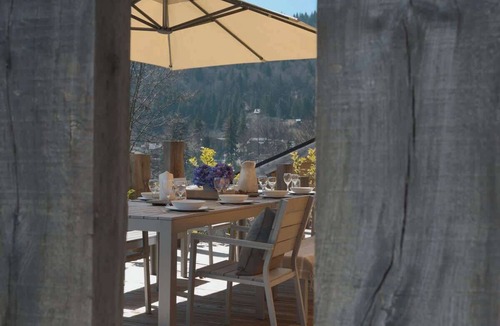 Montriond Ski Chalet | Hunter Chalets - Chalet Blanc