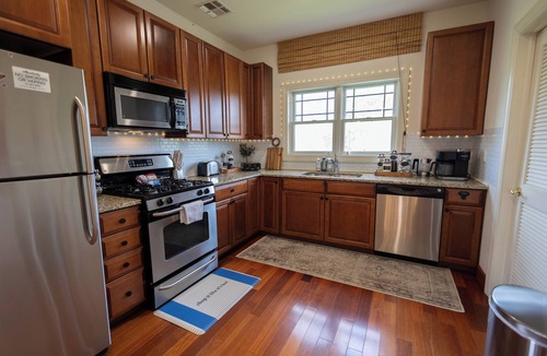 Hunter House | HUNTER HAPPY TRAILS -SkiOnSkiOff- Mtn Views -SAUNA- Short walk to the Slopes