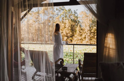 Lovedale Villa | Hunter Valley Couples Retreat - Boathouse 2, Bathhouse 2 at Leaves and Fishes