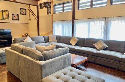Iiyama House | Hunters Gate