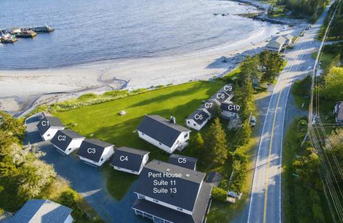 Hunts Point House | Hunts Point 2-BR Coastal Retreat - Cottage # 3
