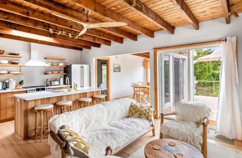 Ocean Bay Park House | Huron Hideaway