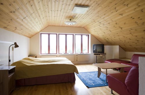 Soderkoping Hotel | Husby Säteri