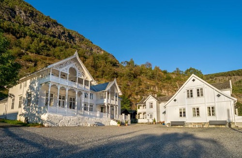 Borgund Hotel | Husum Hotel