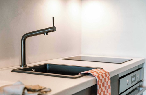 Oostduinkerke-Bad Apartment | Huswell - Modern studio with magnificent seaview