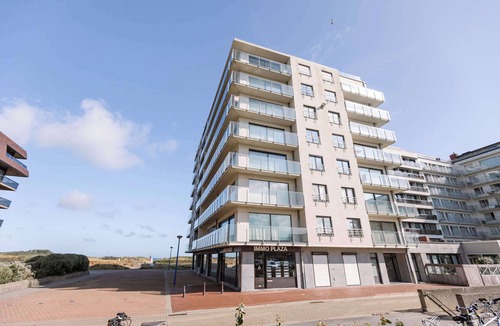 Oostduinkerke-Bad Apartment | Huswell - Modern studio with magnificent seaview