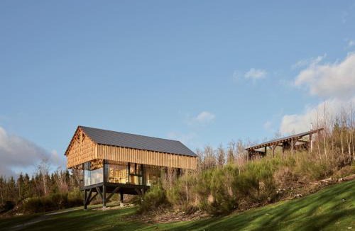 Givroulle House | Hutstuf Bertogne