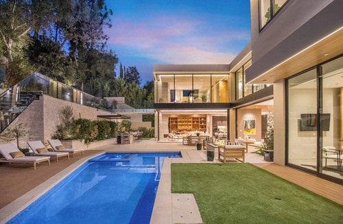 Beverly Hills Apartment | Hutton Modern