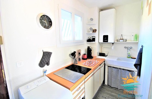 Hyeres Apartment | Hyères-plage Studio Clim cabine-L'ayguade BY HC