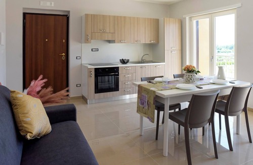 Casal Velino Apartment | Hyéle Accommodation Experience