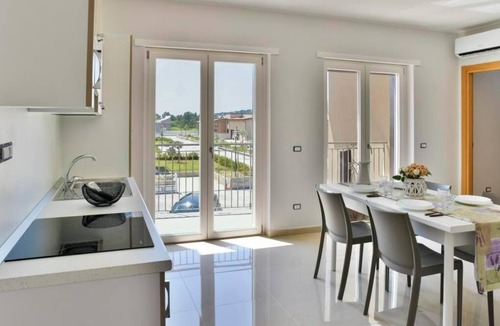 Casal Velino Apartment | Hyéle Accommodation Experience