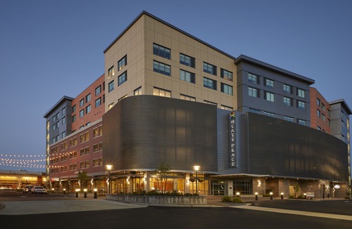 Cal Young Hotel | Hyatt Place Eugene/Oakway Center