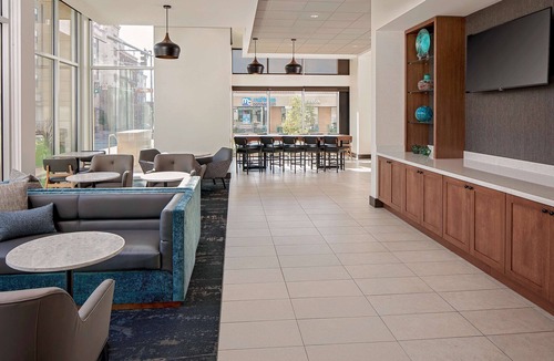 Downtown Hotel | Hyatt Place Glendale/Los Angeles