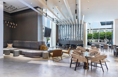 Near South Side Hotel | Hyatt Regency McCormick Place Chicago
