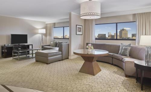 Westown Hotel | Hyatt Regency Milwaukee