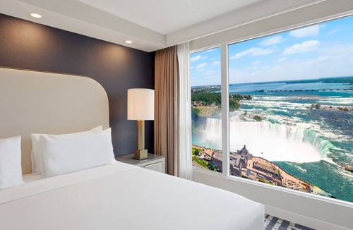 Fallsview Hotel | Hyatt Regency Niagara Falls Fallsview