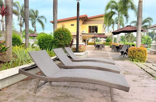 Valenzuela Apartment | Hyde Away Staycation