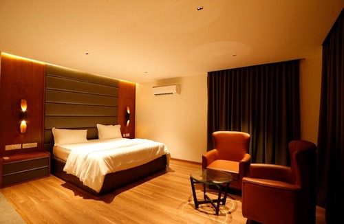 Manjeri Hotel | Hyde Park