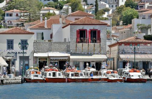 idhra Apartment | Hydra Port Apartments-Serenity