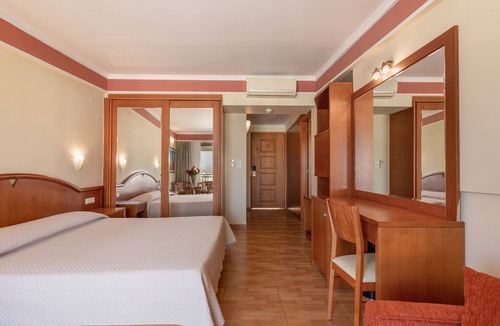 Kavros Hotel | Hydramis Palace Beach Resort