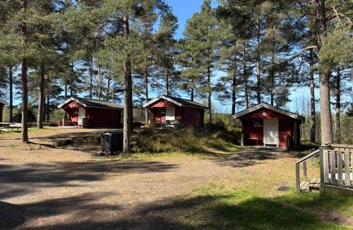 Lovsjo Cabin | Hyltena Stugby