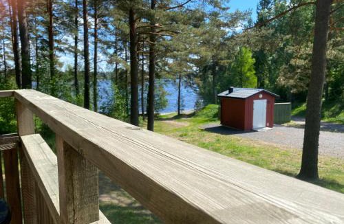 Lovsjo Cabin | Hyltena Stugby