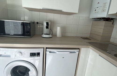 Blatin Apartment | Hyper center apartment refurbished/private covered parking/terrace and WIFI