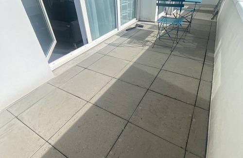 Blatin Apartment | Hyper center apartment refurbished/private covered parking/terrace and WIFI