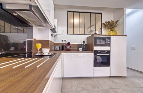 Vernier Apartment | Hyper center+Indour PARKING FREE+WIFI+air conditio