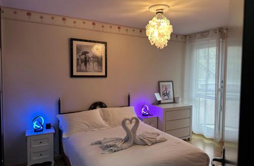 Cote Ouest Ormeaux Apartment | Hyper centre - Balcon/Parking