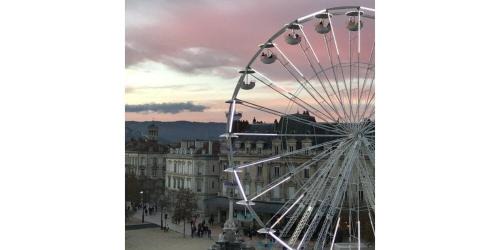 Faubourg Saint-Jacques Apartment | Hyper Centre de Valence - Studio N4