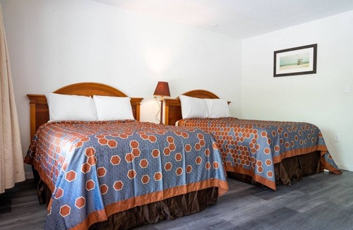 Ocala Hotel | I-75 Gateway: Queen Beds, Non-Smoking, 24-Hour Assistance