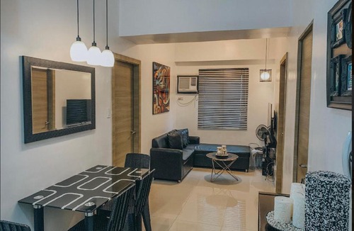 Kaunlaran Apartment | I Can Be Your Home by CON sleeps 6
