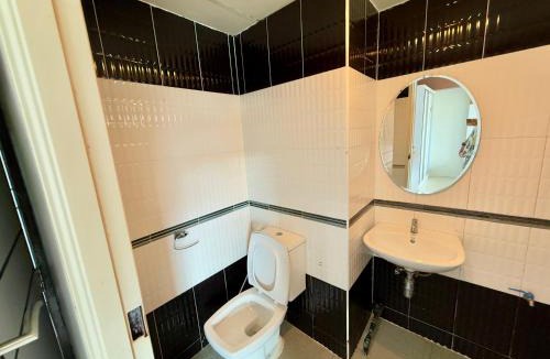 Nai Mueang Hotel | I Garden Place
