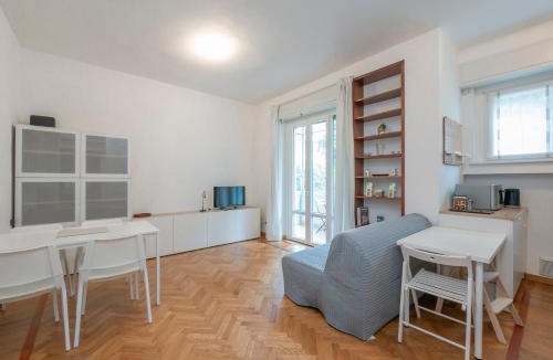 Acquabella Apartment | I-Host Bright Apt for 5 with Balconies