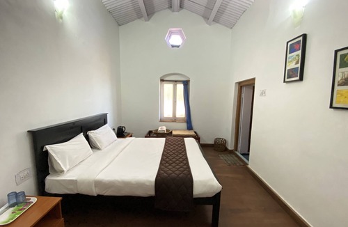 Ooty Hotel | I - India