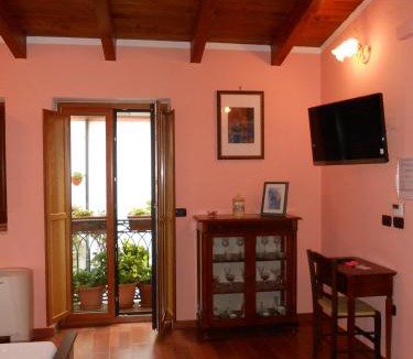 Sant'Angelo Le Fratte House | I QuattroGioielli