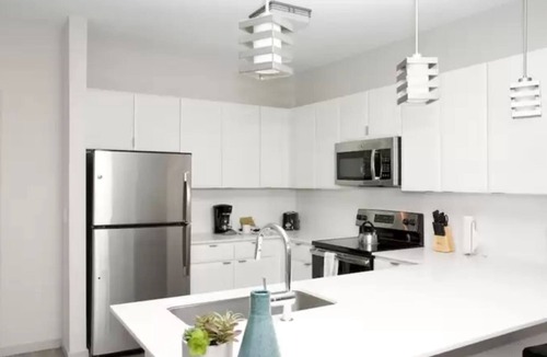 Evans Churchill House | I1│Perfect Location│PHX Conv Ctr│King Bed│Pool