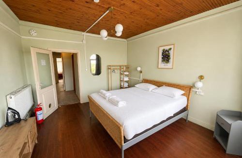 Istanbul City Center Apartment | i1 Studios by Tram with Seaview, Jacuzzi Rooms