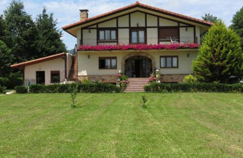 Larrauri-Markaida House | Ibarrondo Etxea