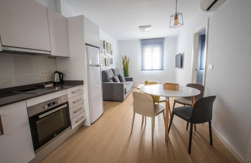 Figares Hotel | Ibericabeds Granada