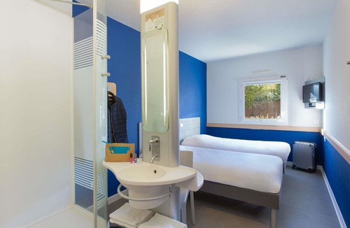 Saint-Maximin-la-Sainte-Baume Hotel | ibis budget Saint Maximin la Sainte Baume