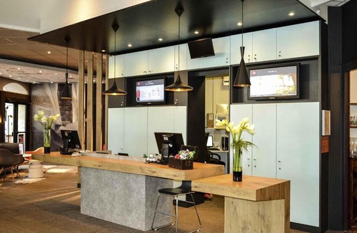 Downtown Angers Hotel | Ibis Angers Centre Château