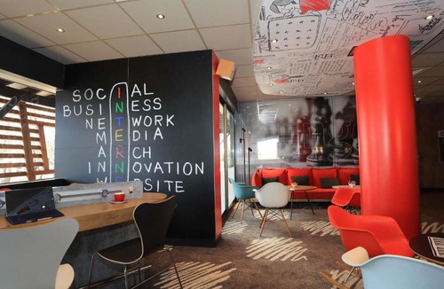 Aurillac Hotel | ibis Aurillac