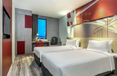 Ban Mai Hotel | ibis Bangkok IMPACT